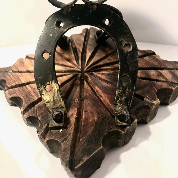 Wooden Vintage Brutalist Candelabra with horseshoe base. Made in Spain. - Picture 5 of 8